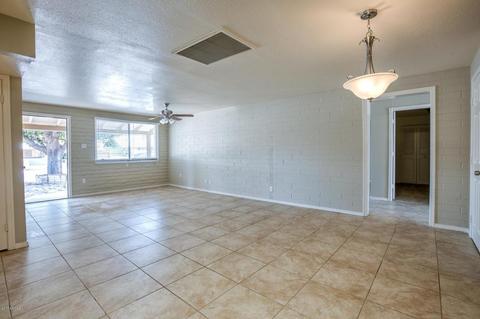 7302 W Montecito Ave, Phoenix, AZ 85033 photo 4