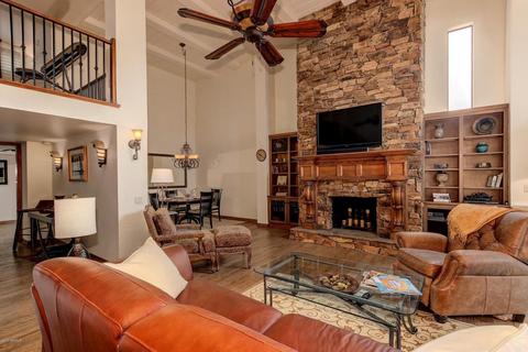 4434 E Camelback Rd #140, Phoenix, AZ 85018 photo 9
