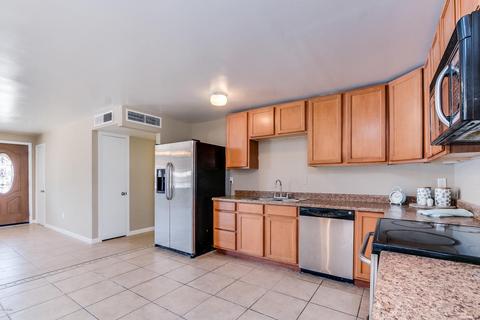 7208 W Devonshire Ave, Phoenix, AZ 85033 photo 3