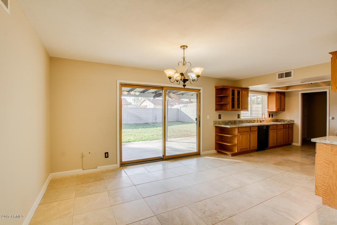 3420 E Campo Bello Dr, Phoenix, AZ 85032 photo 8