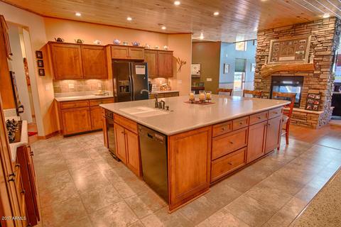 2865 Cedar Cir, Overgaard, AZ 85933 photo 12
