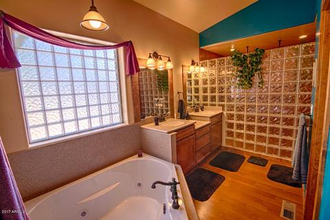 2865 Cedar Cir, Overgaard, AZ 85933 photo 5