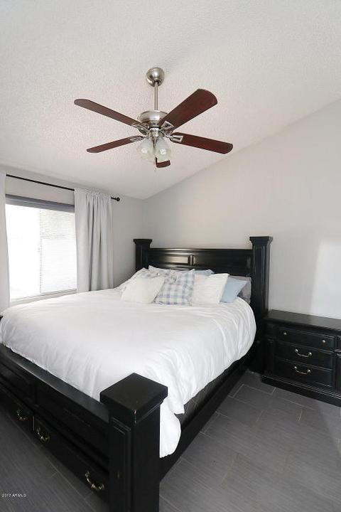 1820 E Sandra Ter, Phoenix, AZ 85022 photo 10