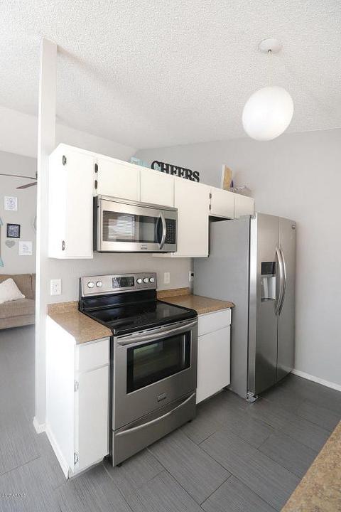 1820 E Sandra Ter, Phoenix, AZ 85022 photo 7
