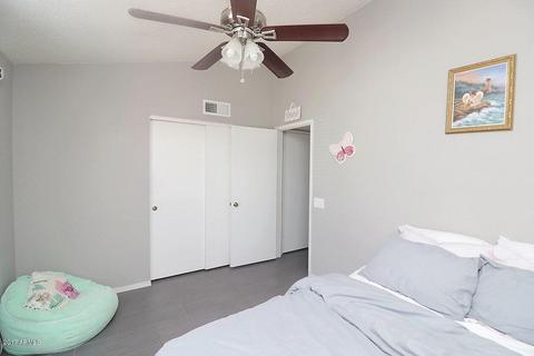 1820 E Sandra Ter, Phoenix, AZ 85022 photo 18