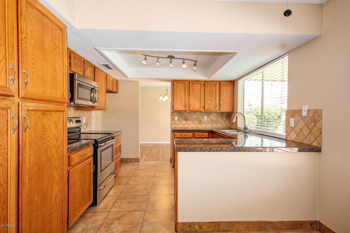 1941 E Crocus Dr, Phoenix, AZ 85022 photo 4