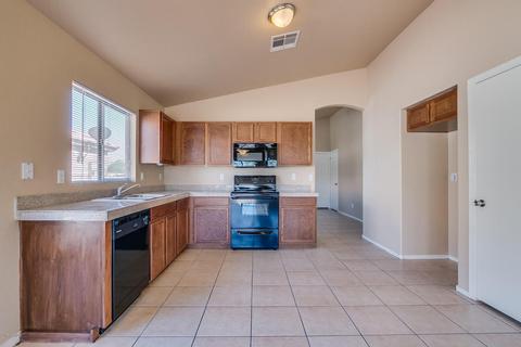 9952 E Dolphin Cir, Mesa, AZ 85208 photo 3