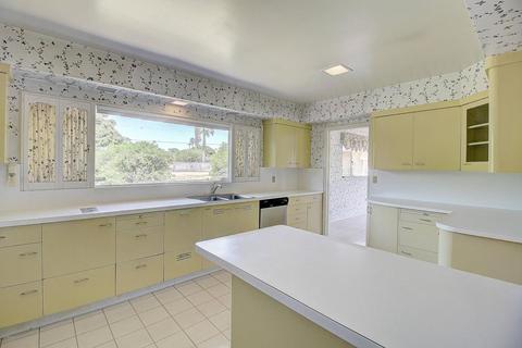 102 E Orangewood Ave, Phoenix, AZ 85020 photo 24