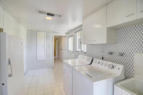 102 E Orangewood Ave, Phoenix, AZ 85020 photo 26