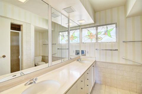 102 E Orangewood Ave, Phoenix, AZ 85020 photo 40