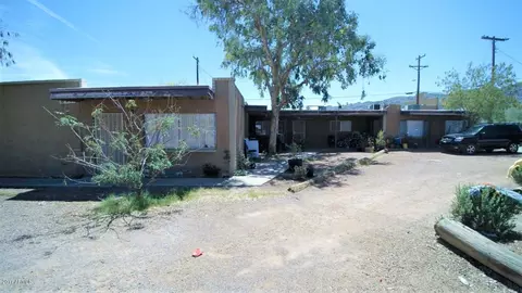 829 E Hazel Dr, Phoenix, AZ 85042 photo 1