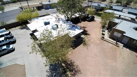 829 E Hazel Dr, Phoenix, AZ 85042 photo 2