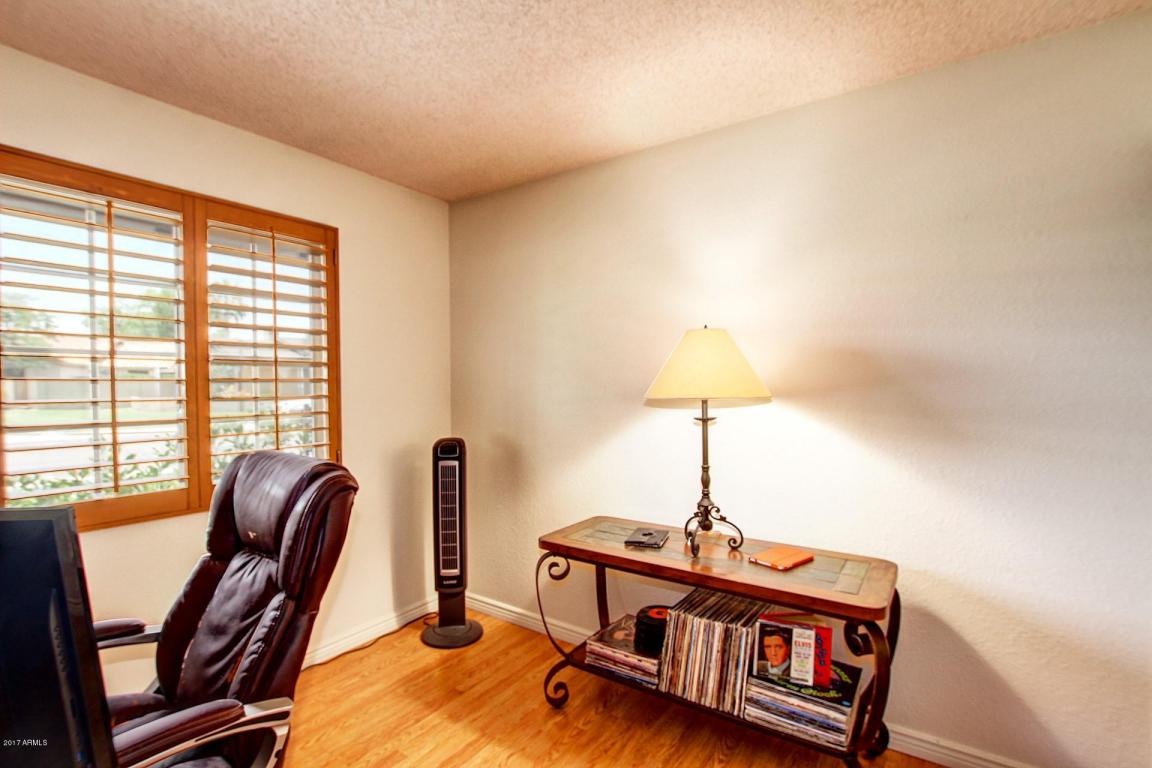 924 E Grandview Rd, Phoenix, AZ 85022 photo 13