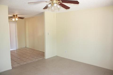 4846 W Windsor Ave, Phoenix, AZ 85035 photo 2