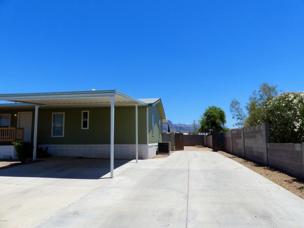 1485 N Monterey Dr, Apache Junction, AZ 85120 photo 2