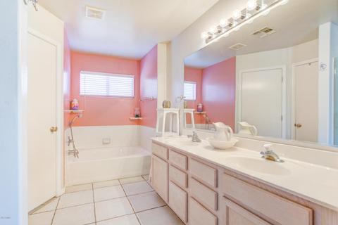 950 S Wanda Dr, Gilbert, AZ 85296 photo 14