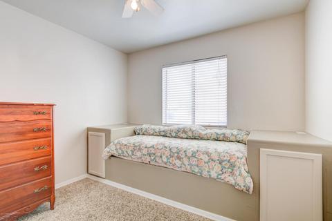 950 S Wanda Dr, Gilbert, AZ 85296 photo 17