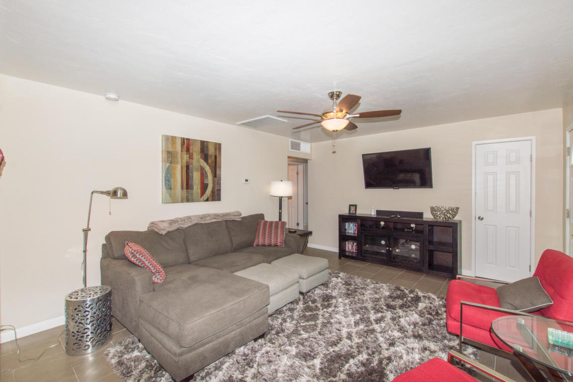 3032 E Pinchot Ave, Phoenix, AZ 85016 photo 9