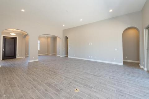 2927 E Valencia Dr, Phoenix, AZ 85042 photo 8