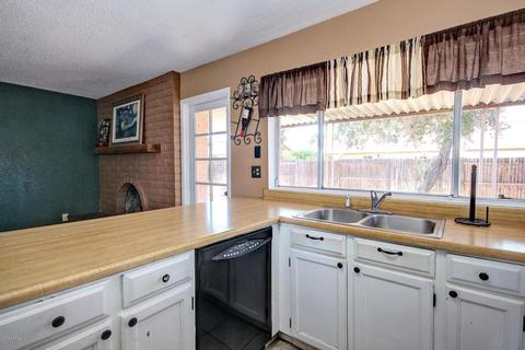 4003 W Aster Dr, Phoenix, AZ 85029 photo 9
