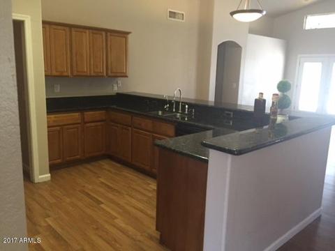 630 S Lanus Dr, Gilbert, AZ 85296 photo 4