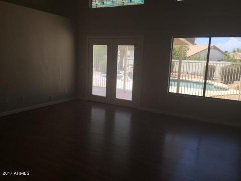 630 S Lanus Dr, Gilbert, AZ 85296 photo 3