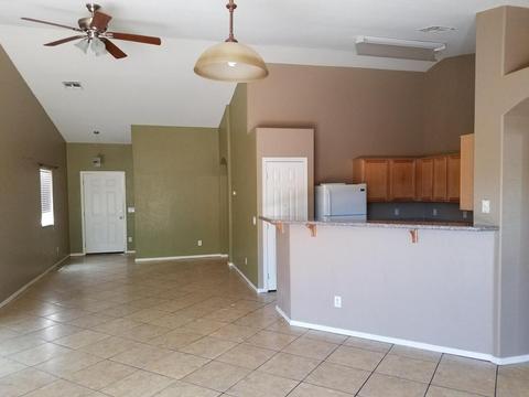 5517 S 7th Dr, Phoenix, AZ 85041 photo 9