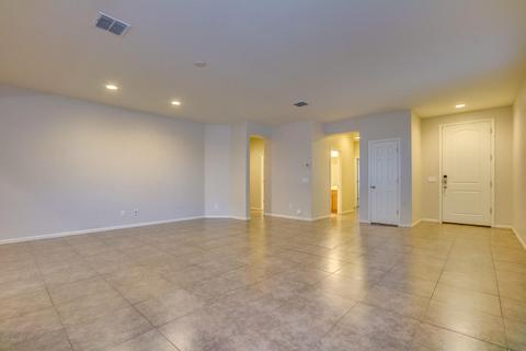 880 E Aberdeen Dr, Gilbert, AZ 85298 photo 3