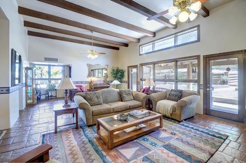 1925 E Beck Ln, Phoenix, AZ 85022 photo 2