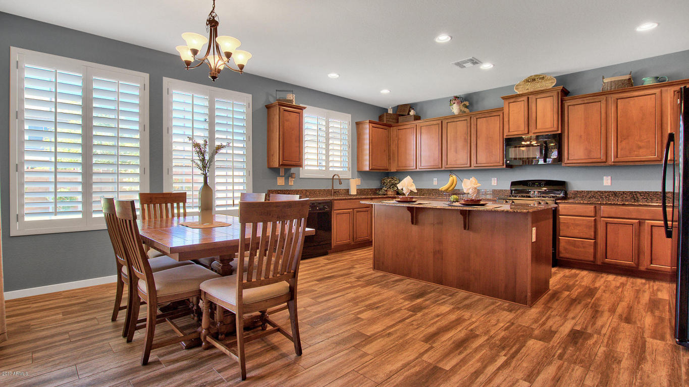10430 E Nido Ave, Mesa, AZ 85209 photo 2