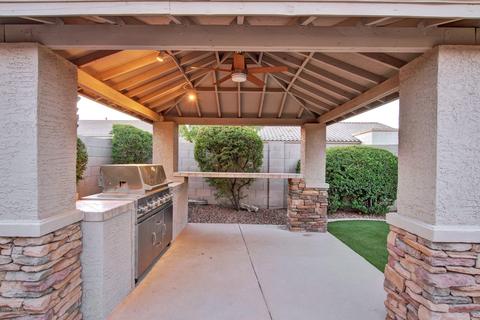 864 E Harrison Ct, Gilbert, AZ 85295 photo 8