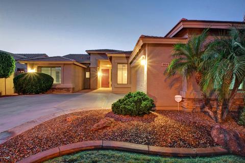 864 E Harrison Ct, Gilbert, AZ 85295 photo 3