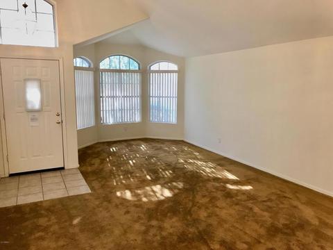 43 S Garnet Rd, Gilbert, AZ 85296 photo 2