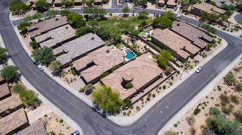 3919 E Daley Ln, Phoenix, AZ 85050 photo 3