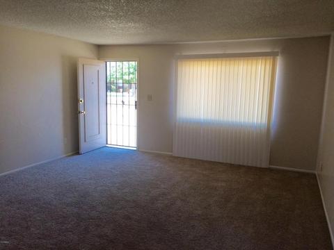 8533 W Montecito Ave, Phoenix, AZ 85037 photo 2