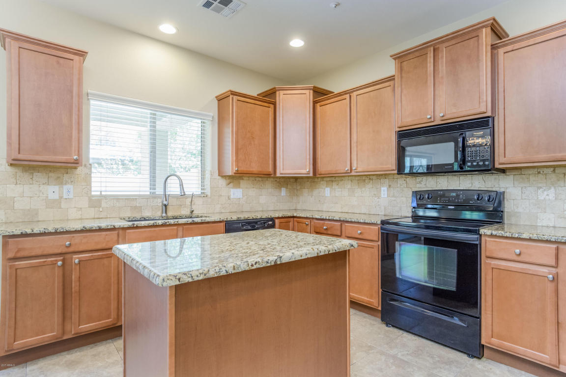 1445 Elgin St, Gilbert, AZ 85295 photo 5