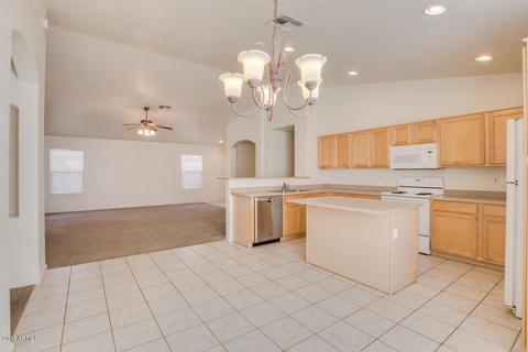 4057 S Summer Ct, Gilbert, AZ 85297 photo 3