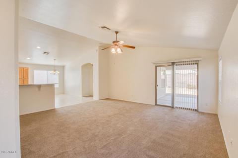 4057 S Summer Ct, Gilbert, AZ 85297 photo 2