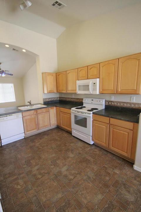 1222 W Darrel Rd, Phoenix, AZ 85041 photo 3