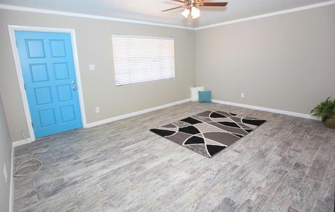 2525 W Freeway Ln, Phoenix, AZ 85021 photo 3