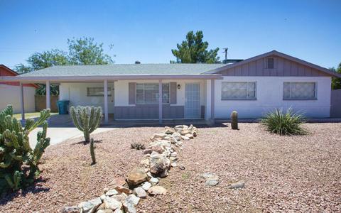 2525 W Freeway Ln, Phoenix, AZ 85021 photo 1