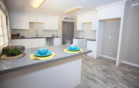 2525 W Freeway Ln, Phoenix, AZ 85021 photo 14