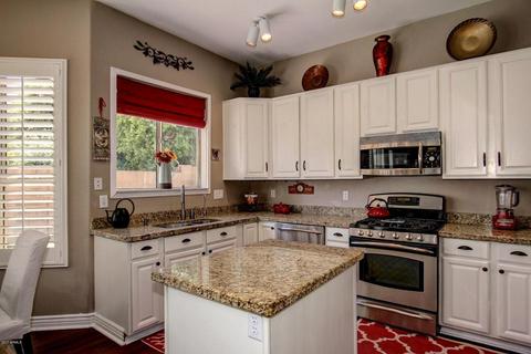 259 E Pinto Ct, Gilbert, AZ 85296 photo 5