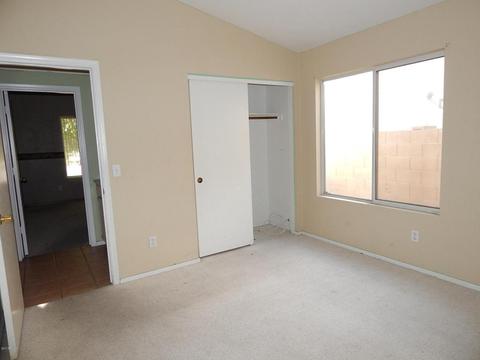 1910 E Vineyard Rd, Phoenix, AZ 85042 photo 9