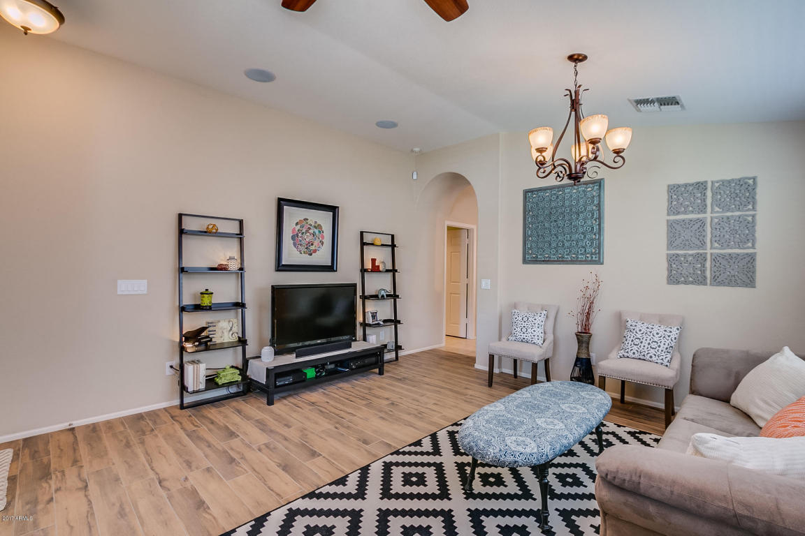 4226 E Sandy Way, Gilbert, AZ 85297 photo 4