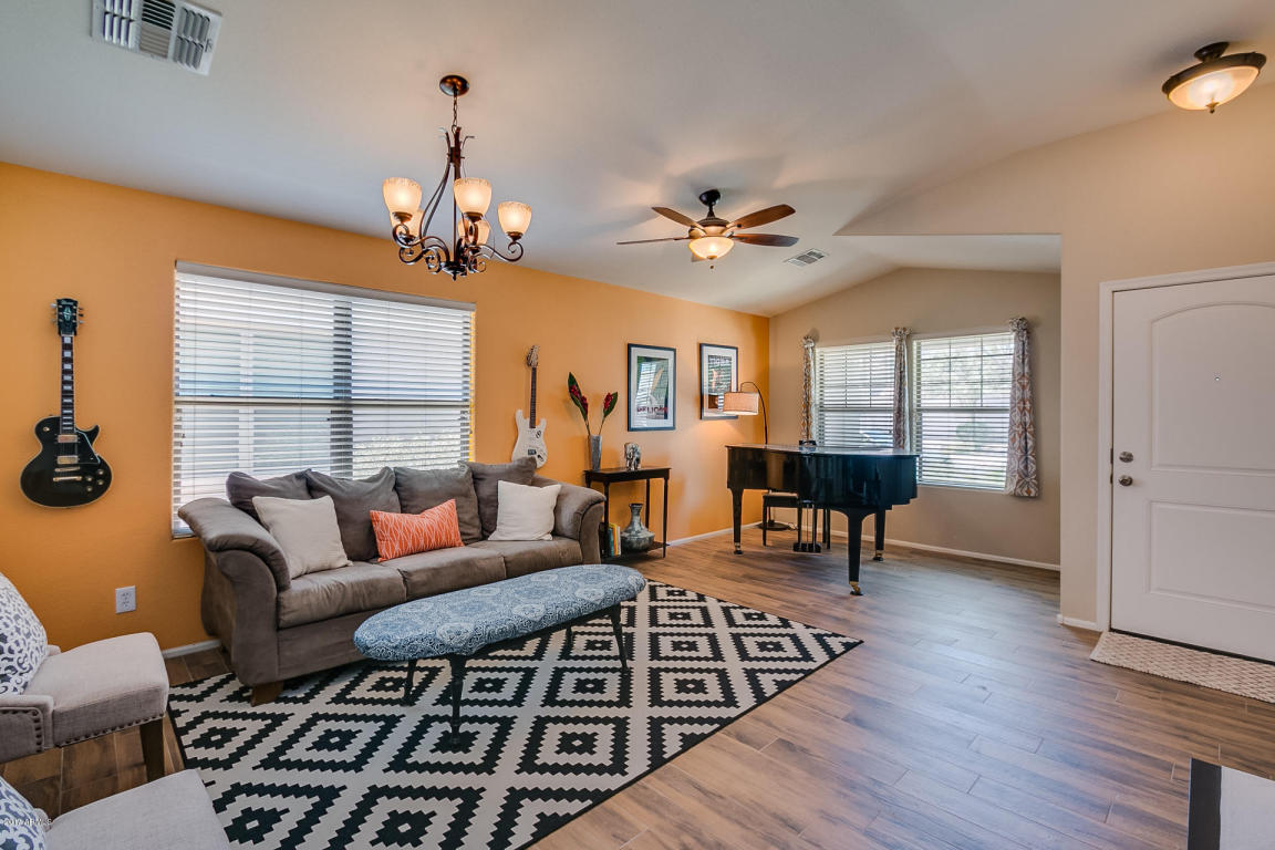 4226 E Sandy Way, Gilbert, AZ 85297 photo 3
