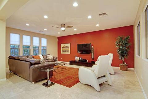 22416 N 37th Run, Phoenix, AZ 85050 photo 2