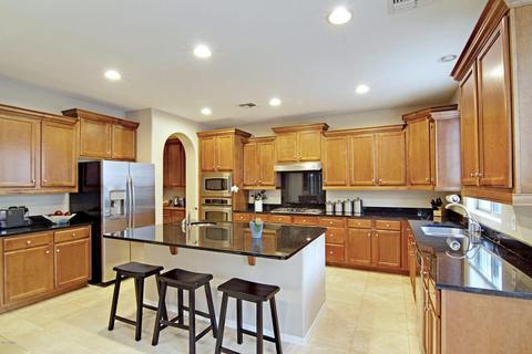 22416 N 37th Run, Phoenix, AZ 85050 photo 3