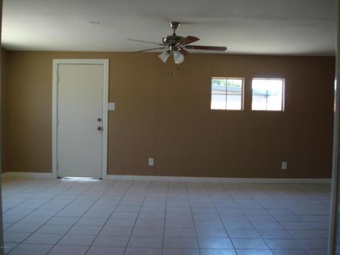 3302 N 65th Ave, Phoenix, AZ 85033 photo 5
