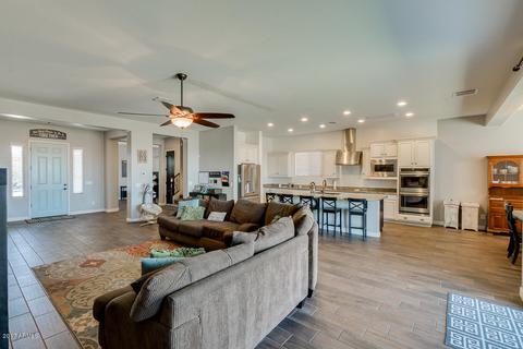 2528 E Tomahawk Ct, Gilbert, AZ 85298 photo 27